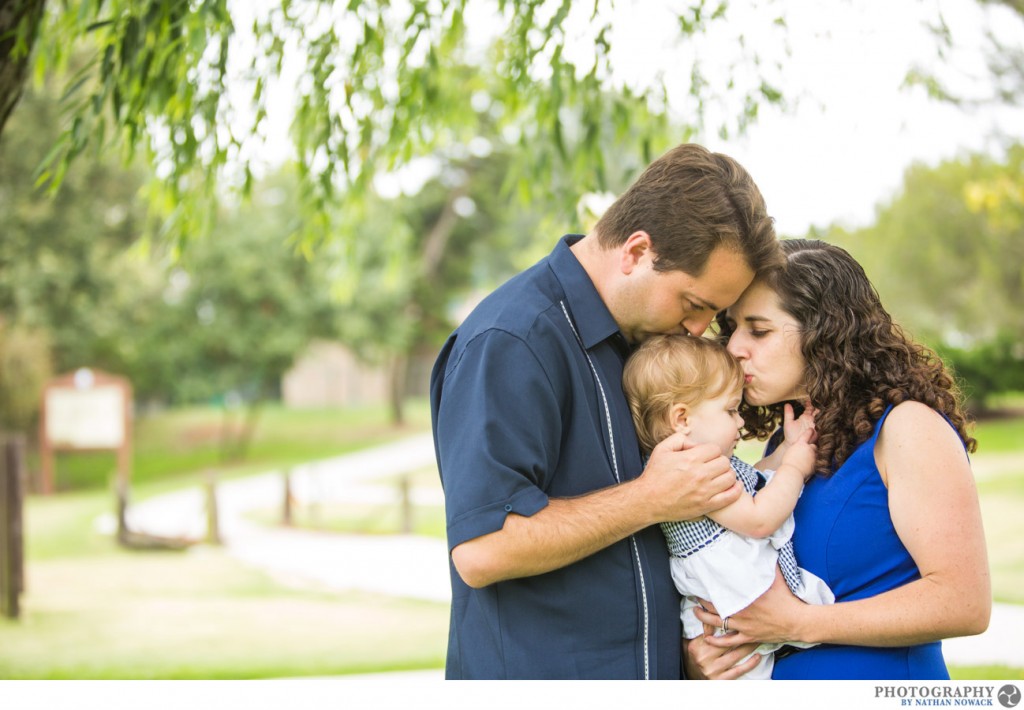 Featured image for “Meet the Mintz Family – Portraits at Polliwog Park – Nathan Nowack Photography”