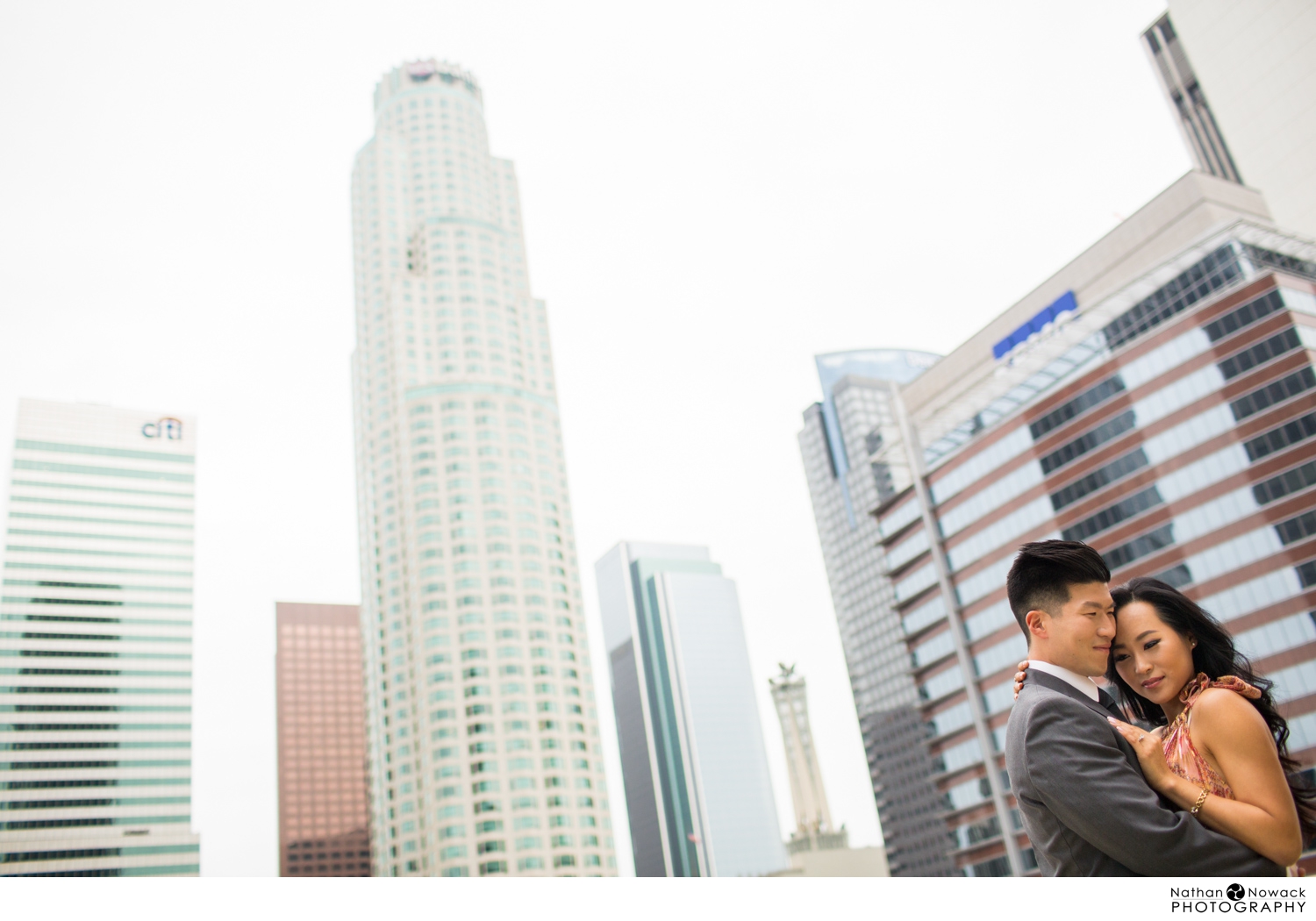 Downtown-los-angeles-engagement-session-rooftop-arts-love_0002