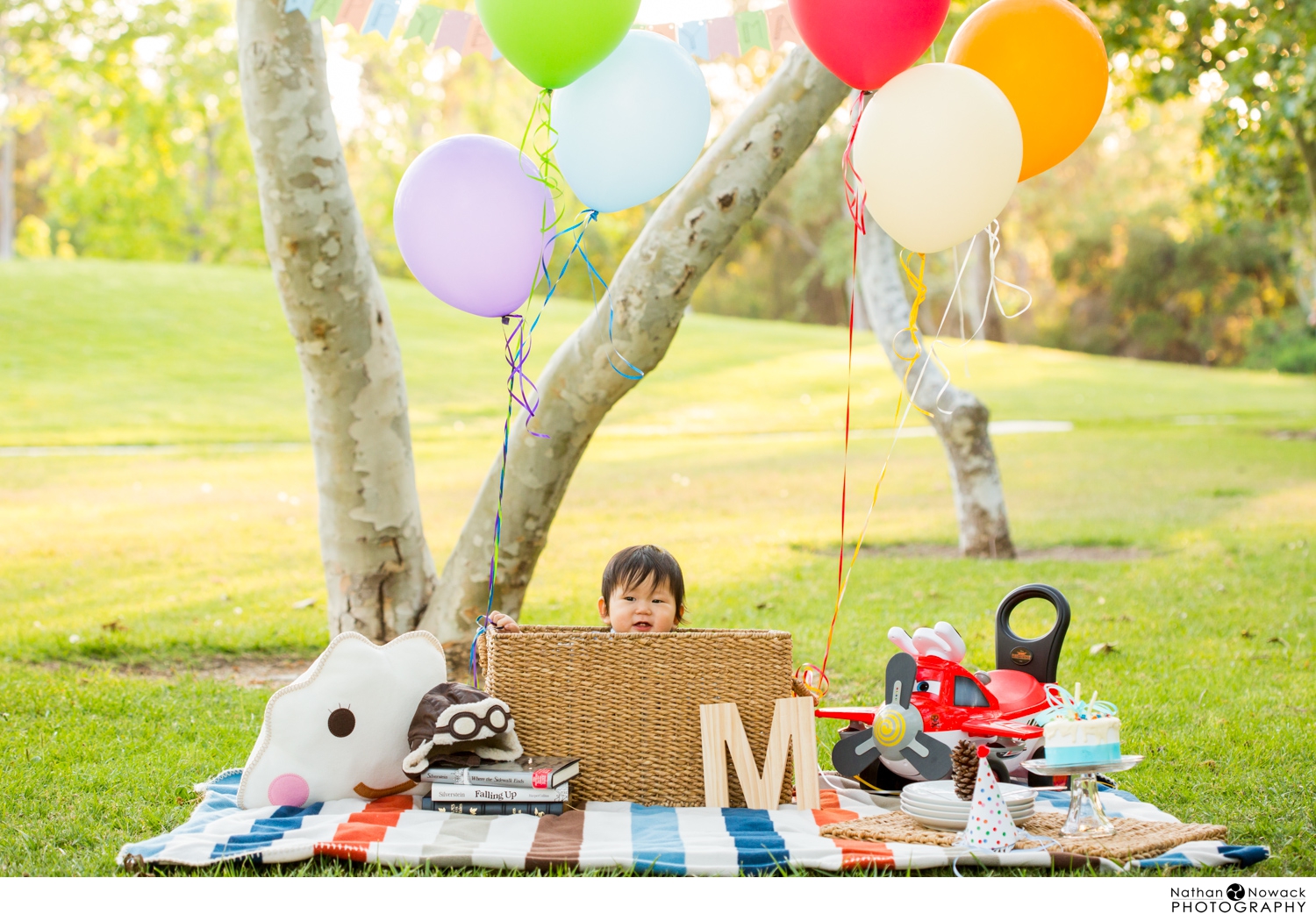 Featured image for “Max’s 1st Birthday – Eric and Stella – Irvine Family Portraits – William R. Mason Park”