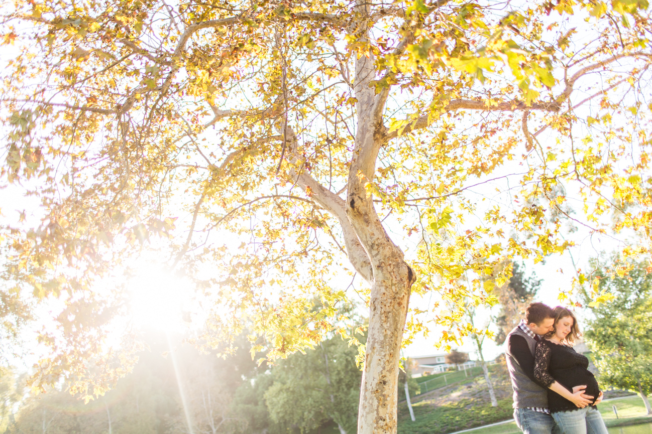 Maternity-photos-brea-fullerton-park-outdoor-fun_0001