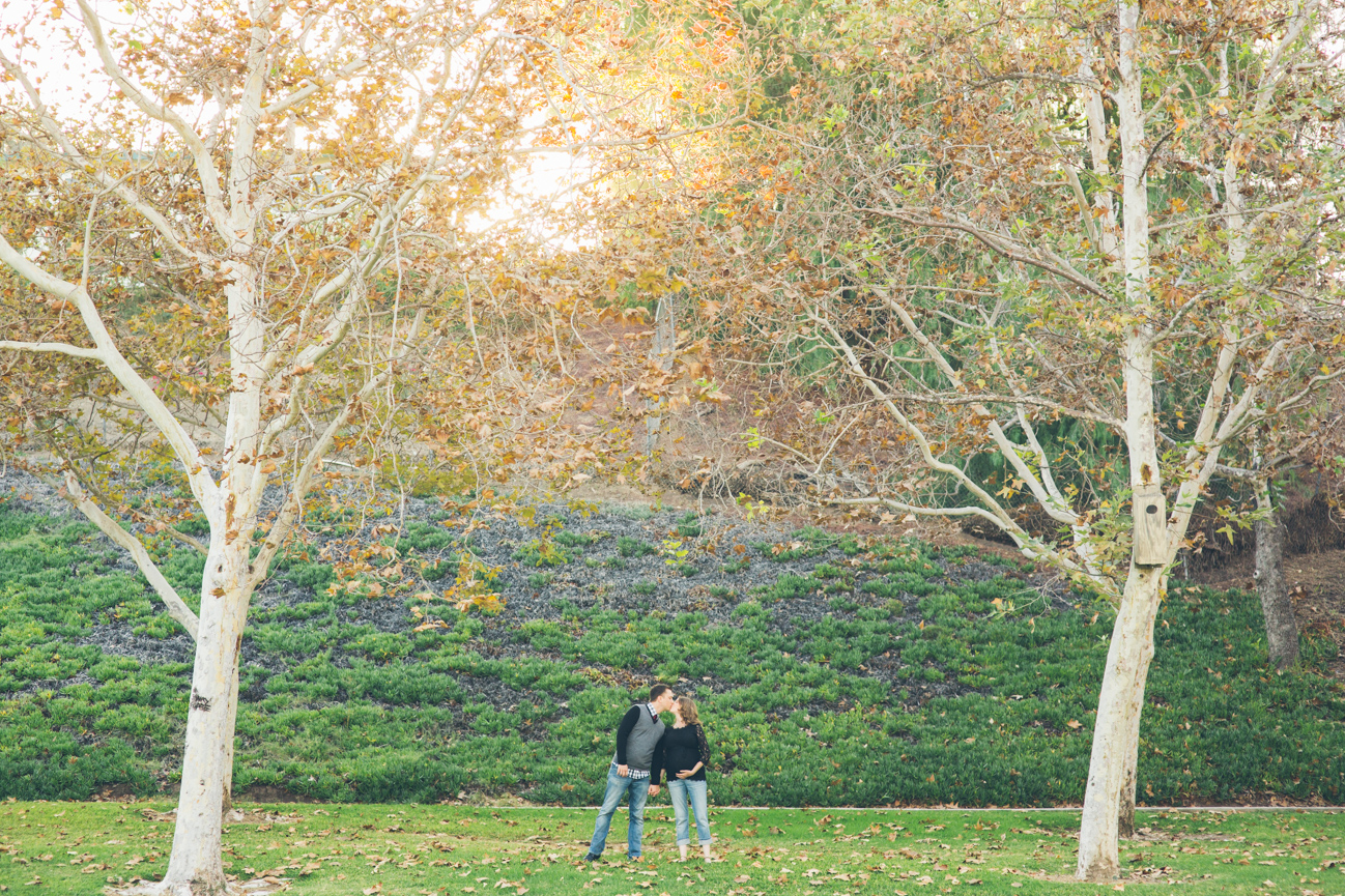 Maternity-photos-brea-fullerton-park-outdoor-fun_0006