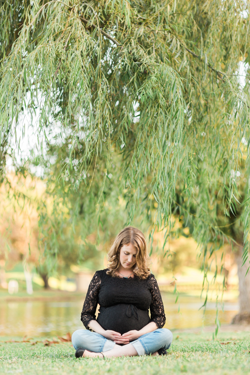 Maternity-photos-brea-fullerton-park-outdoor-fun_0009