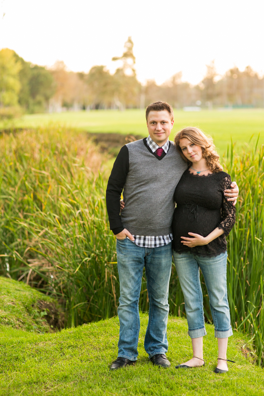 Maternity-photos-brea-fullerton-park-outdoor-fun_0019