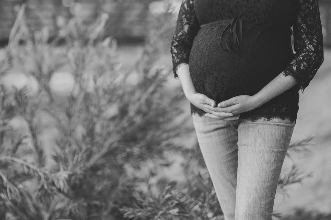 Maternity-photos-brea-fullerton-park-outdoor-fun_0020