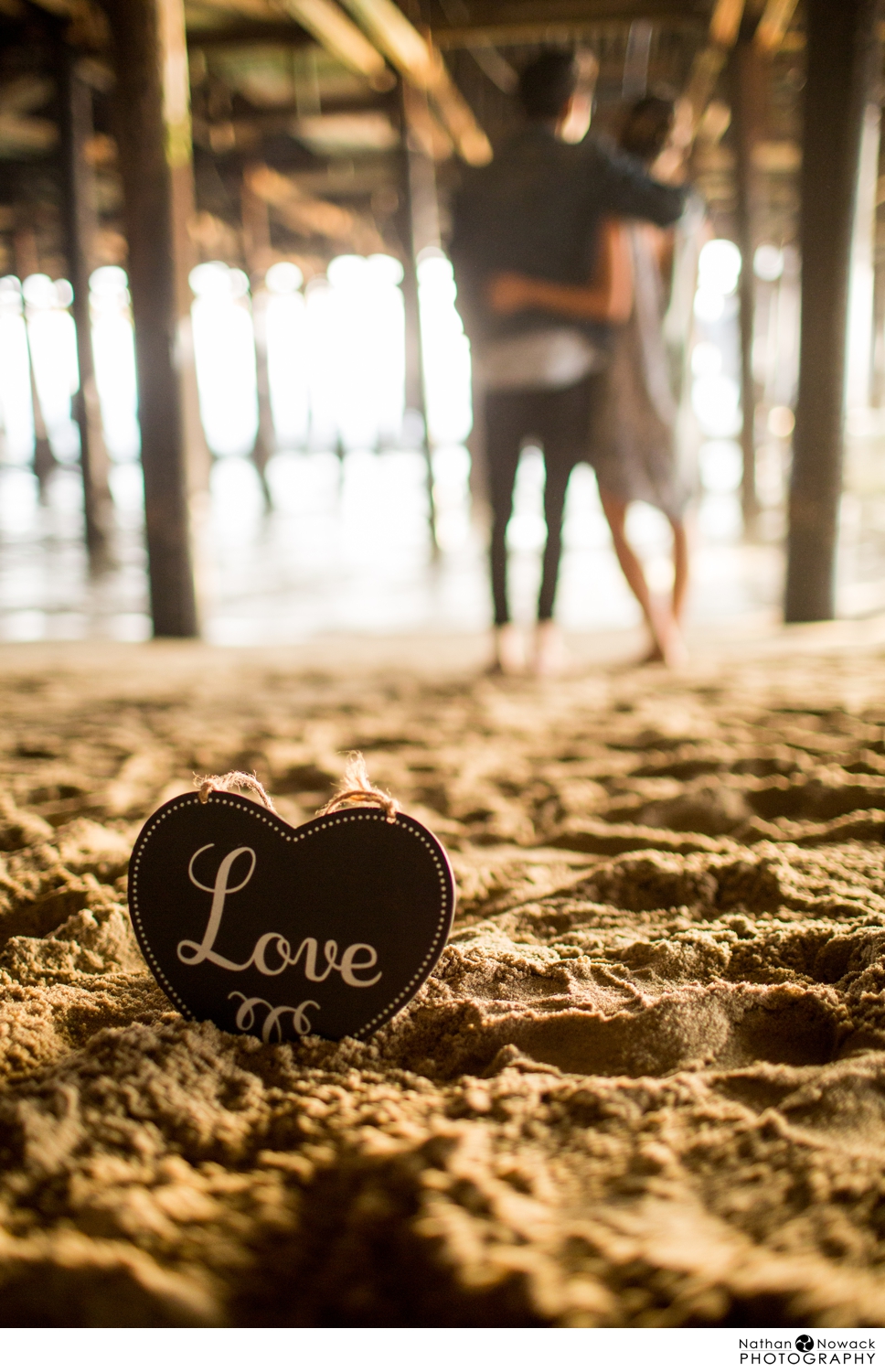 Santa-Monica-esession-engaged-photos-pier-beach_0013