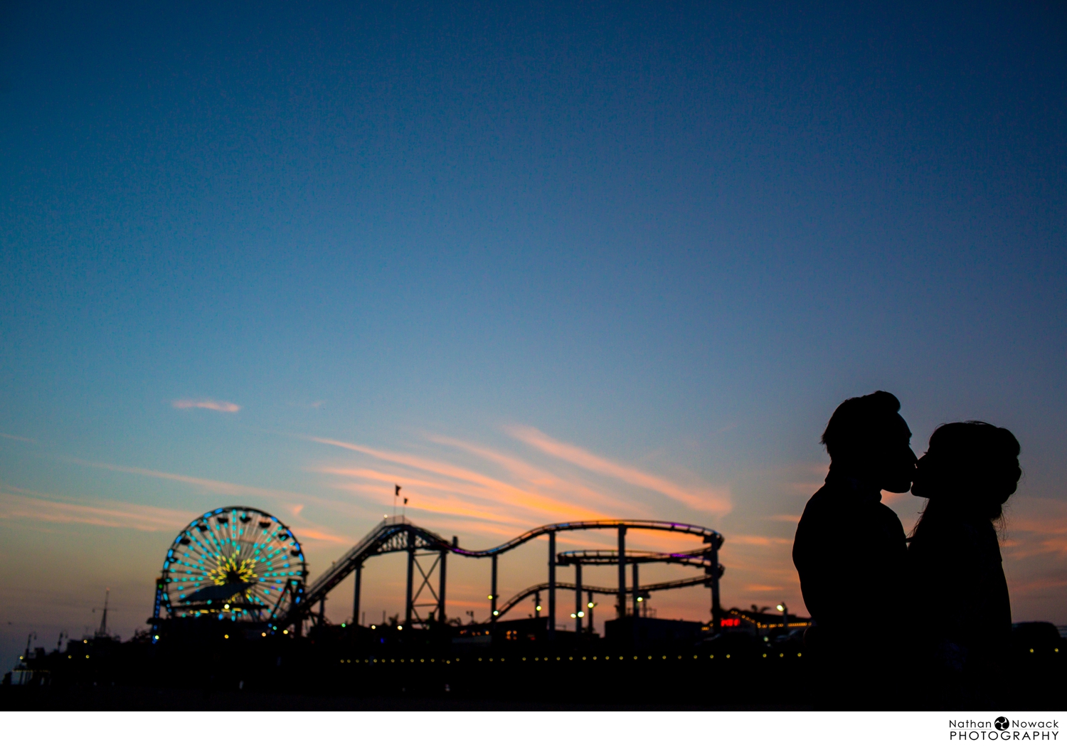 Santa-Monica-esession-engaged-photos-pier-beach_0018