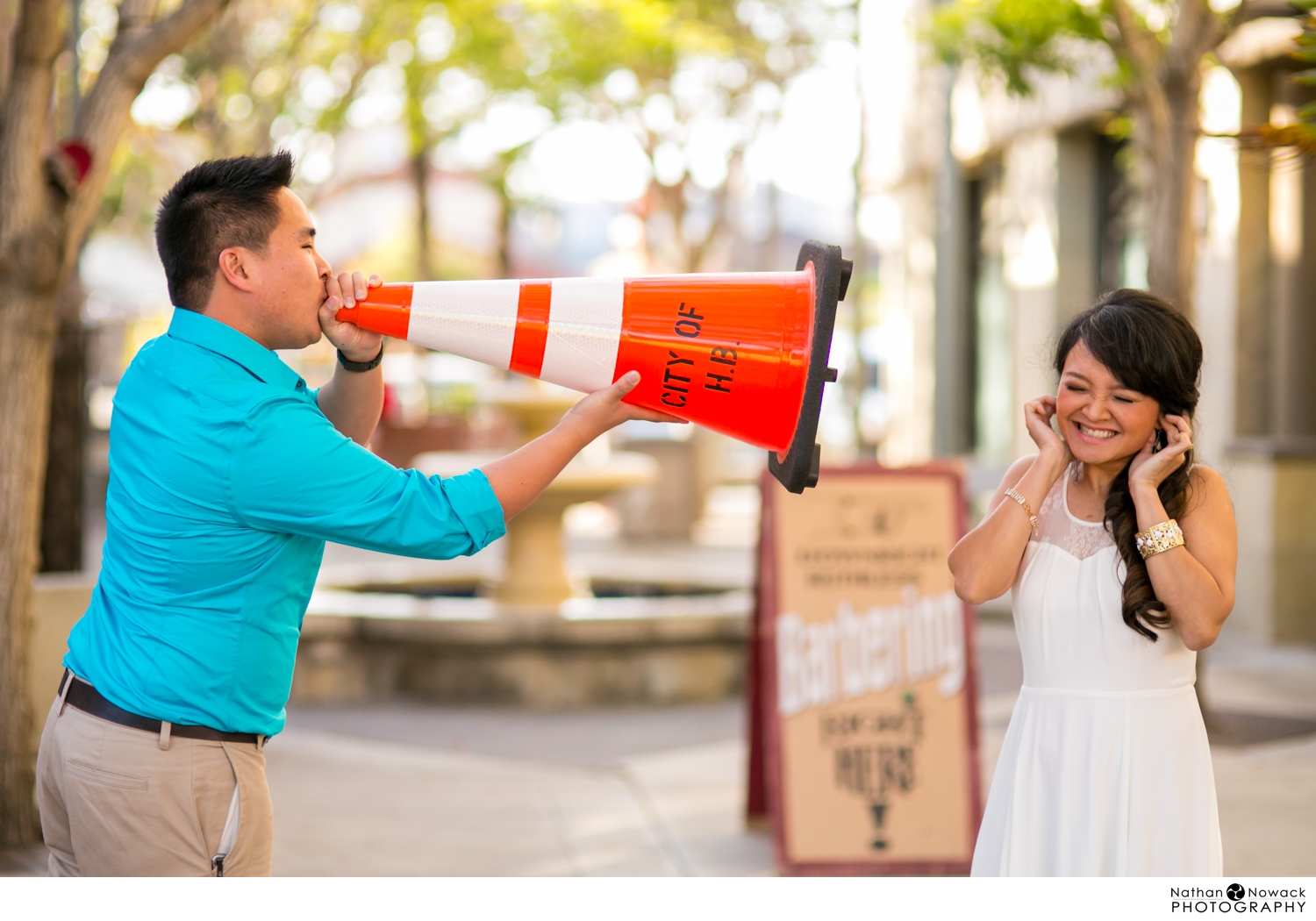 Huntington-Beach-Engagement-Session-Pool-hall-pier-guitar_0010