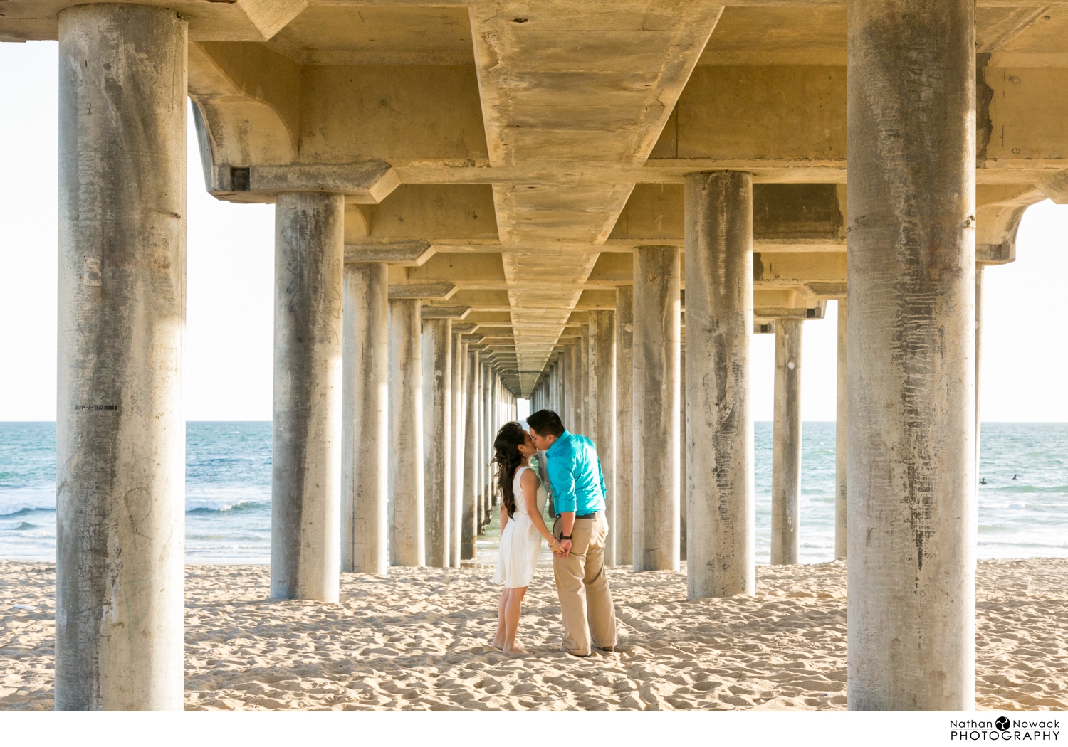 Huntington-Beach-Engagement-Session-Pool-hall-pier-guitar_0015