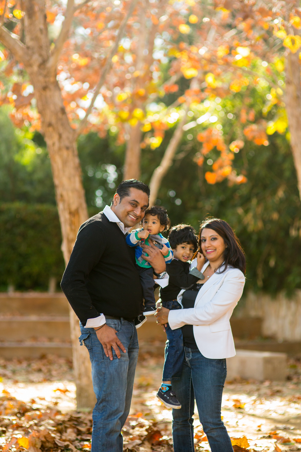 Cerritos-sculpture-garden-library-family-photos-portraits_0001b