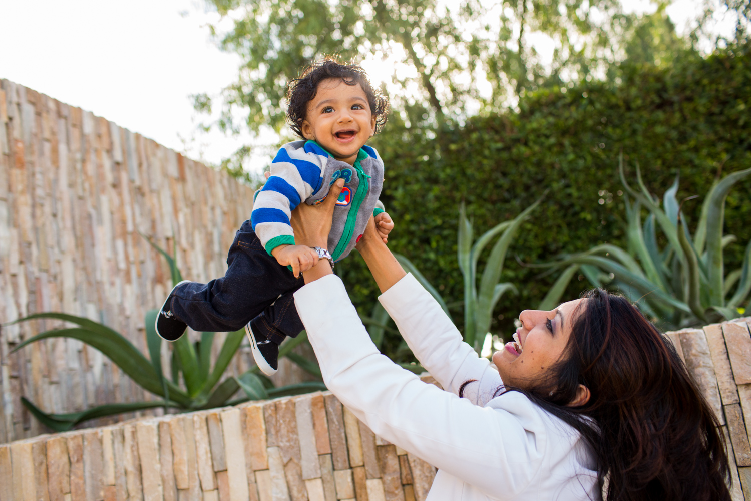 Cerritos-sculpture-garden-library-family-photos-portraits_0011