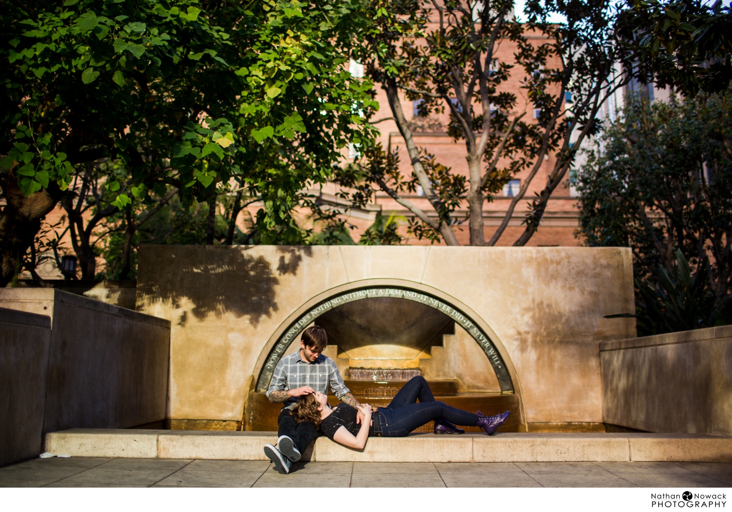 Dtla-downtown-los-angeles-books-library-engagement-session_0003