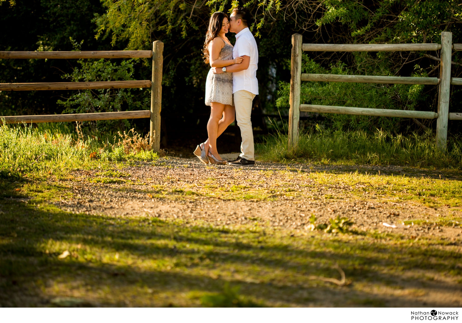 Irvine-regional-park-engagement-session-sunset-photos-esession_0011