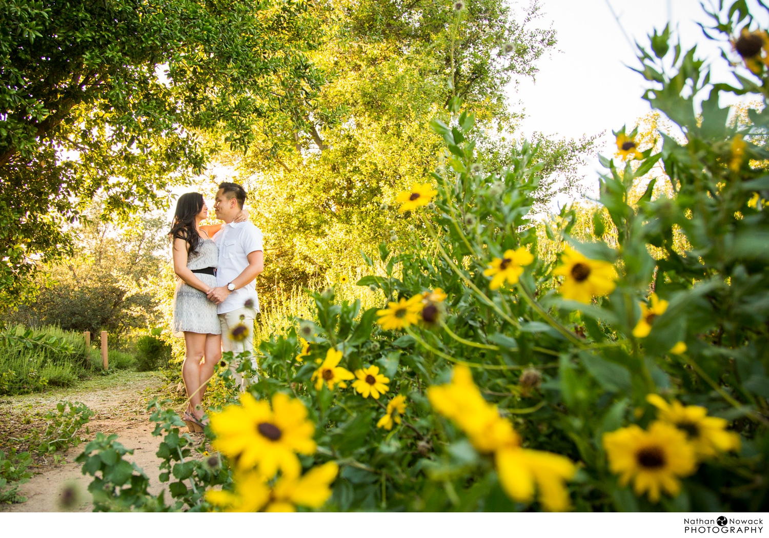 Irvine-regional-park-engagement-session-sunset-photos-esession_0013