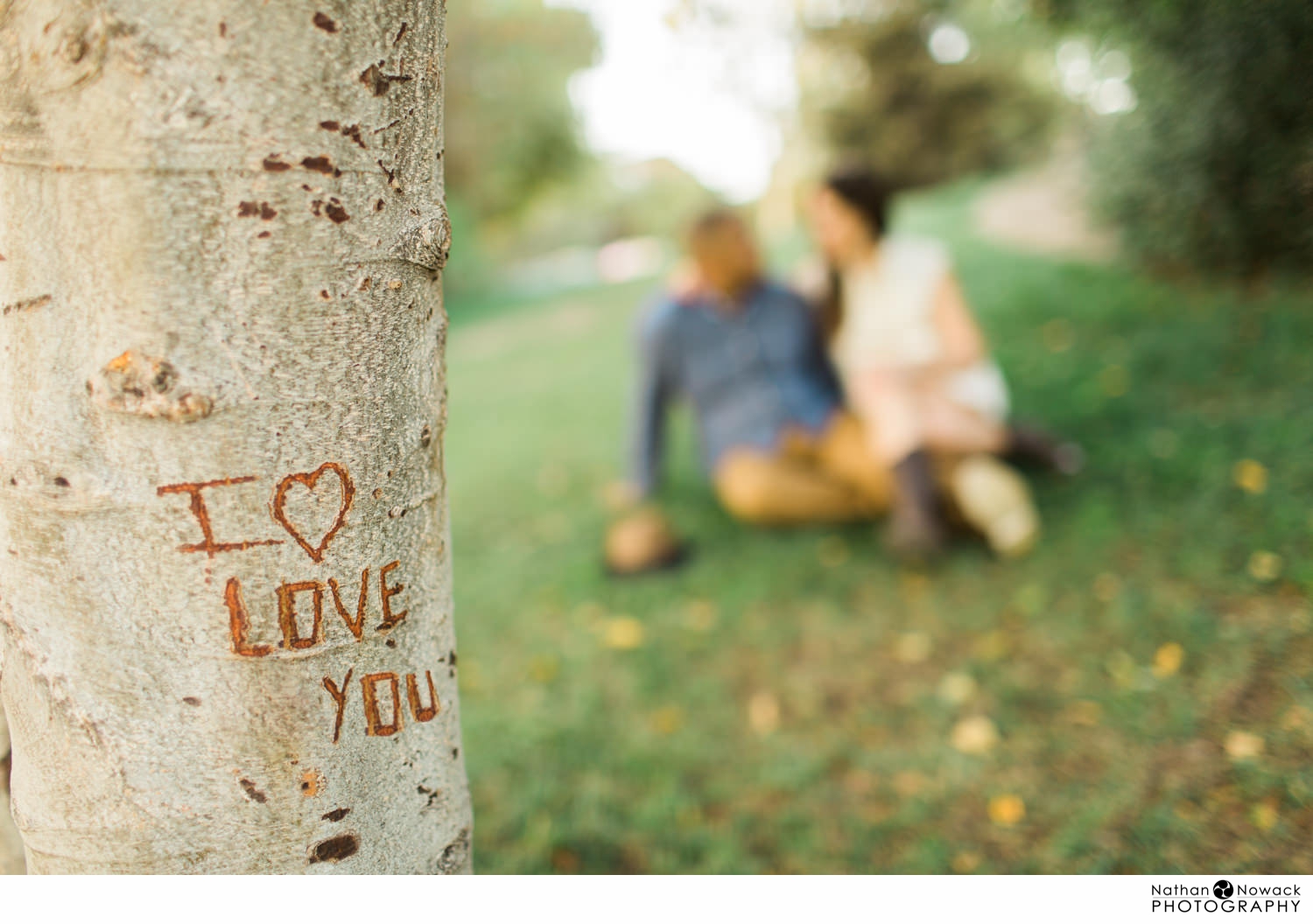 DTLA-engagement-session-photos-los-angeles-love-park-view_0022