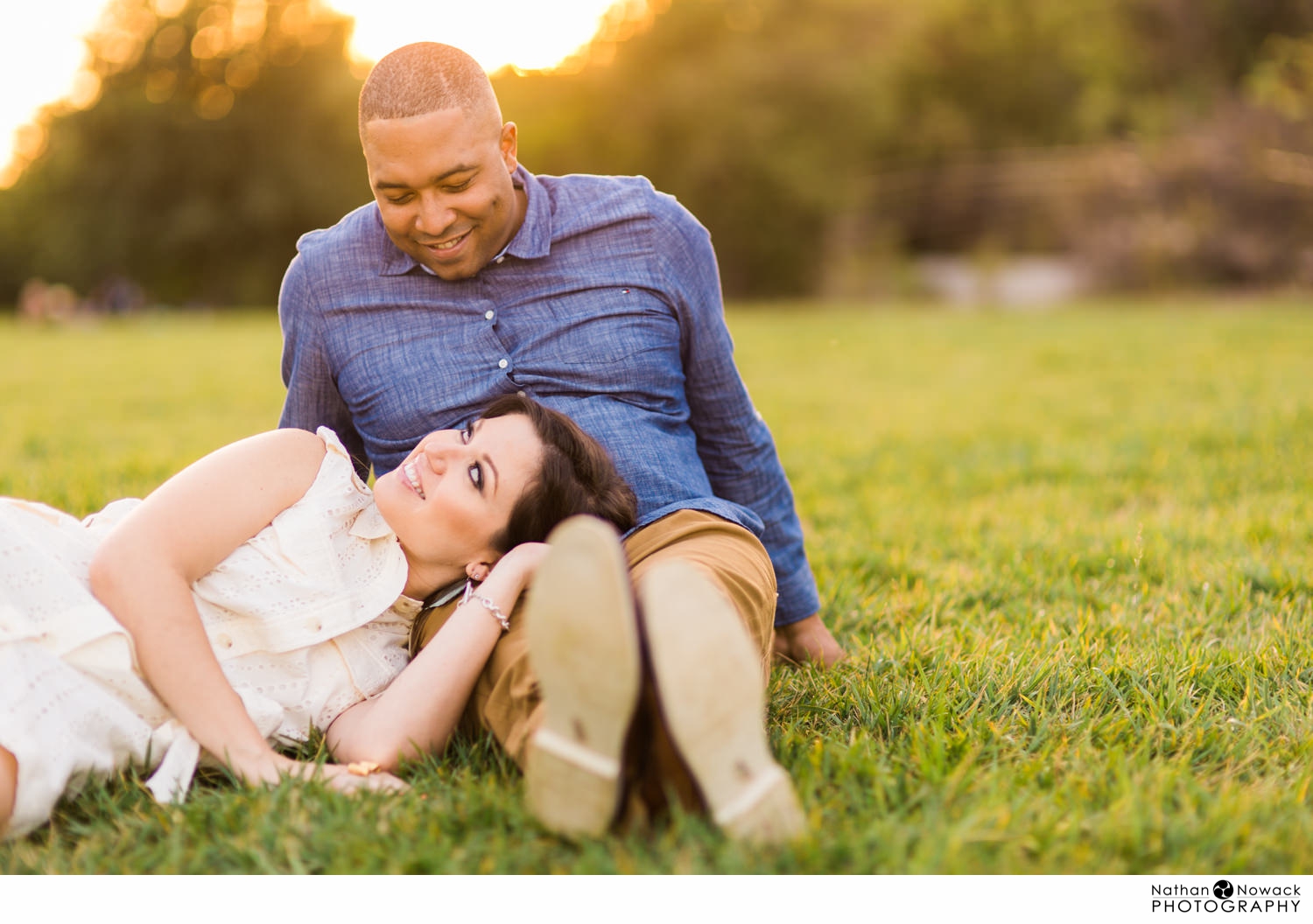 DTLA-engagement-session-photos-los-angeles-love-park-view_0026